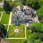 The Elizabeth Stone Cross Mansion *