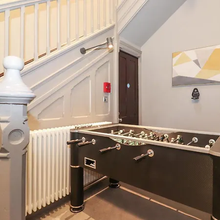 The Elizabeth Stone Cross Mansion Daire Ulverston