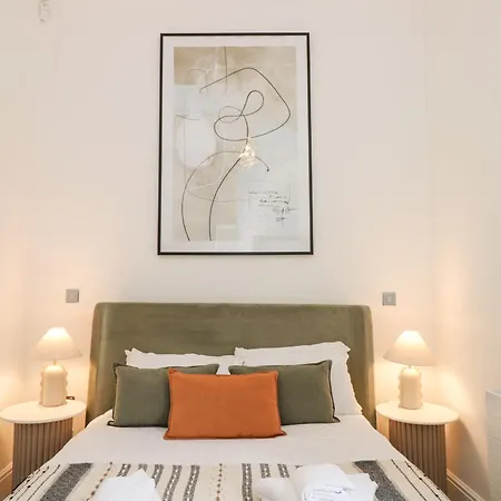 The Elizabeth Stone Cross Mansion Διαμέρισμα Ulverston