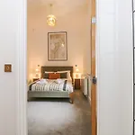 The Elizabeth Stone Cross Mansion Apartament *